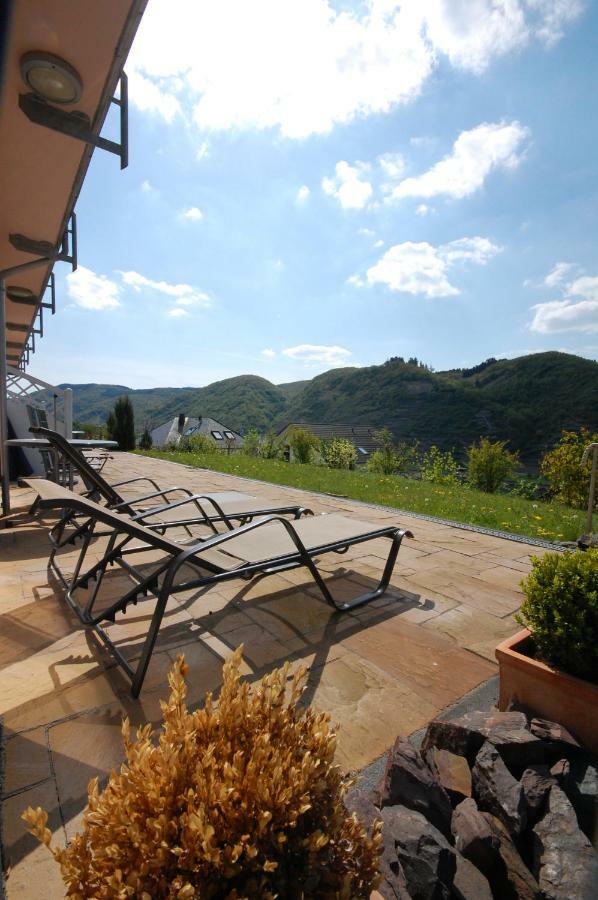 Апартаменти Weingut Amlinger&Sohn Neef Екстер'єр фото